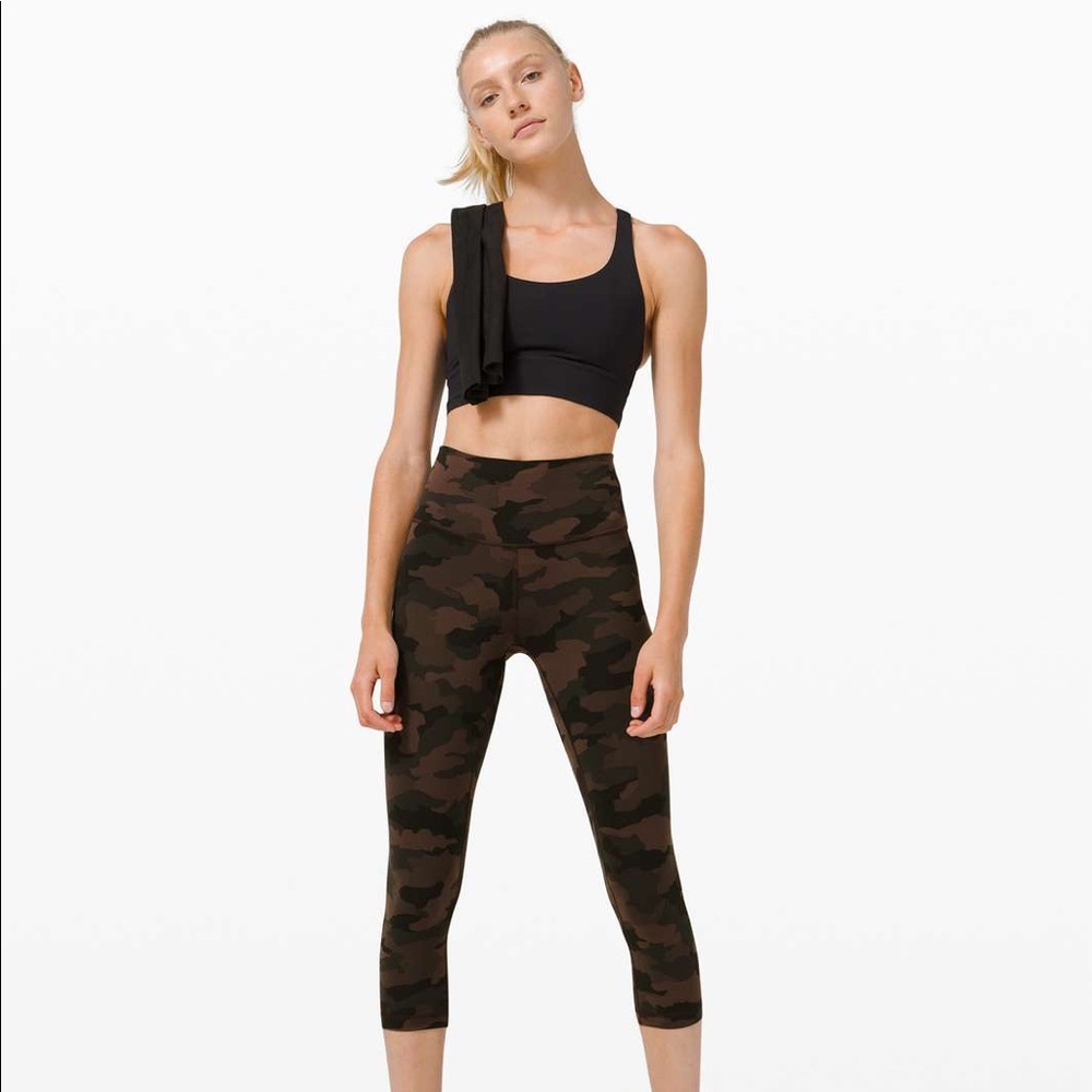 Lululemon Wunder Train HR 21” crop